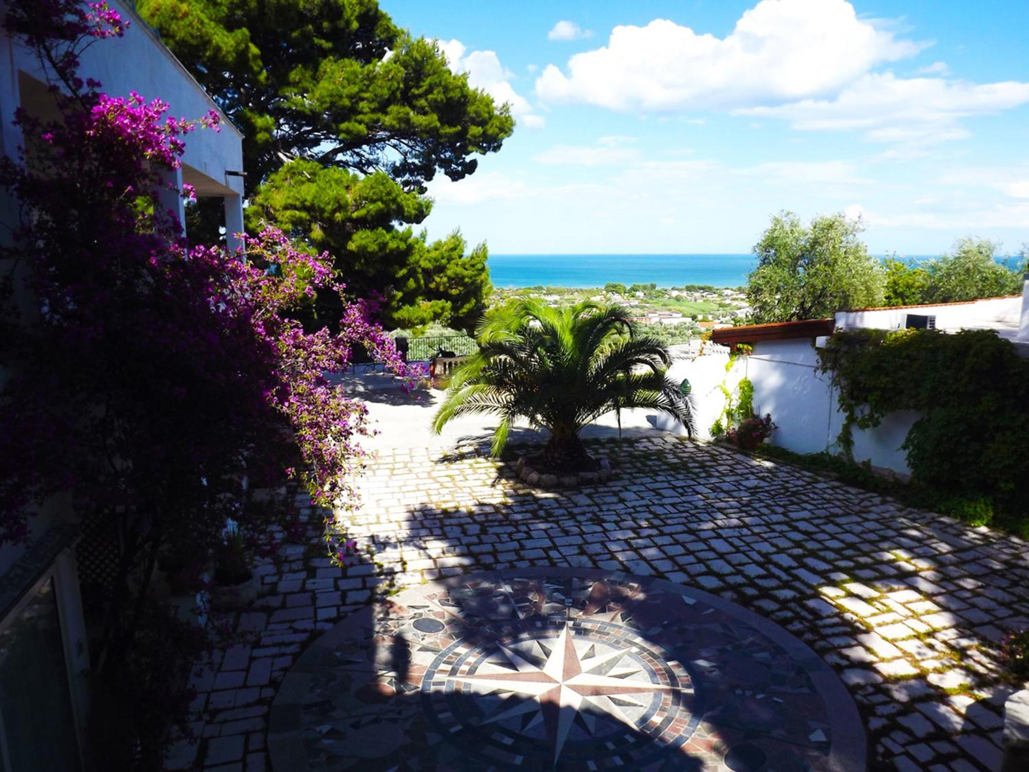 Aparthotel Residenza Collina Dei Pini à Vieste Extérieur photo