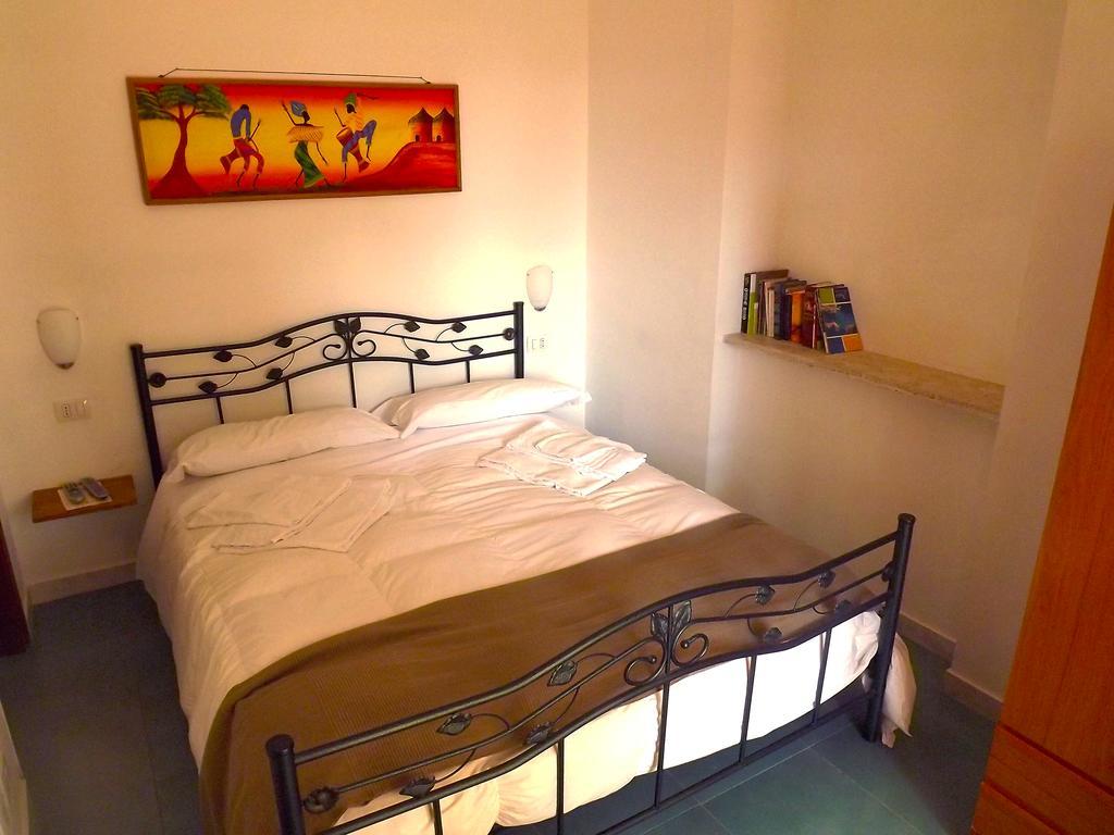 Aparthotel Residenza Collina Dei Pini à Vieste Chambre photo